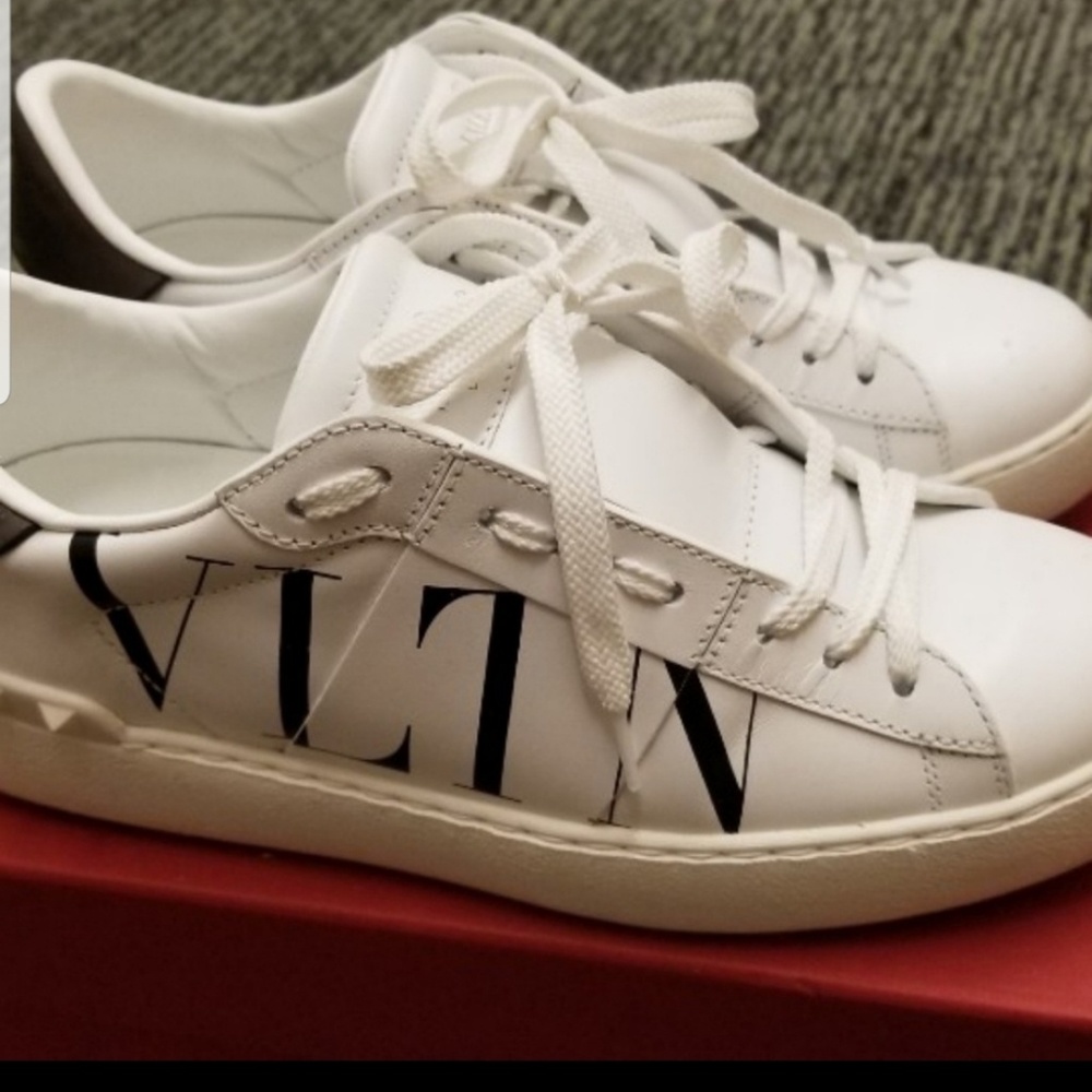 Women's Authentic Valentino Sneakers